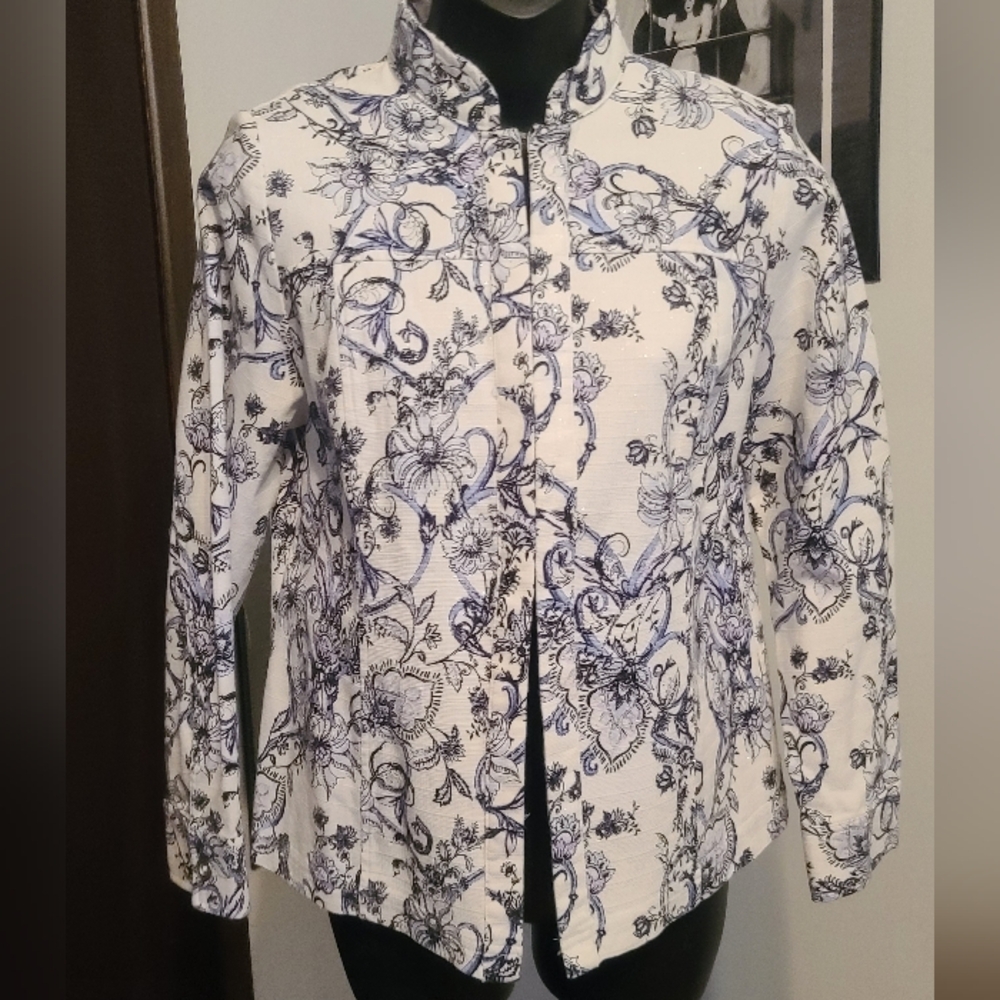 Elegant Floral Women's Blazer